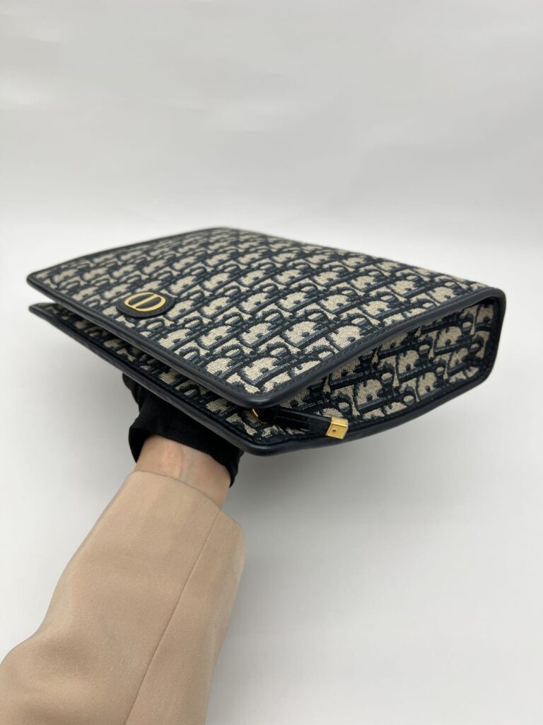 30 Montaigne Dea Pouch Canvas Oblique Navy GHW