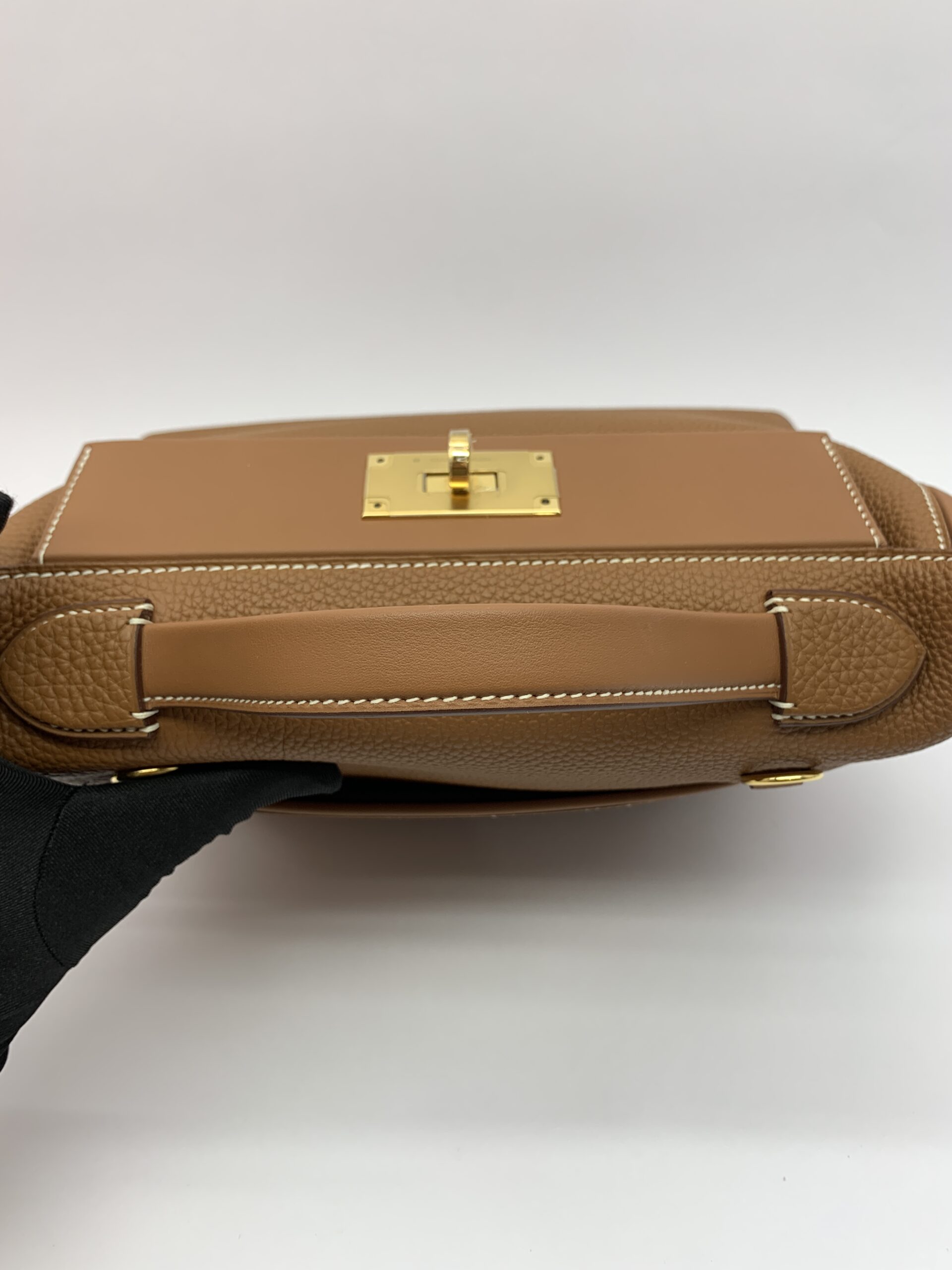 2424 Togo Swift Gold GHW