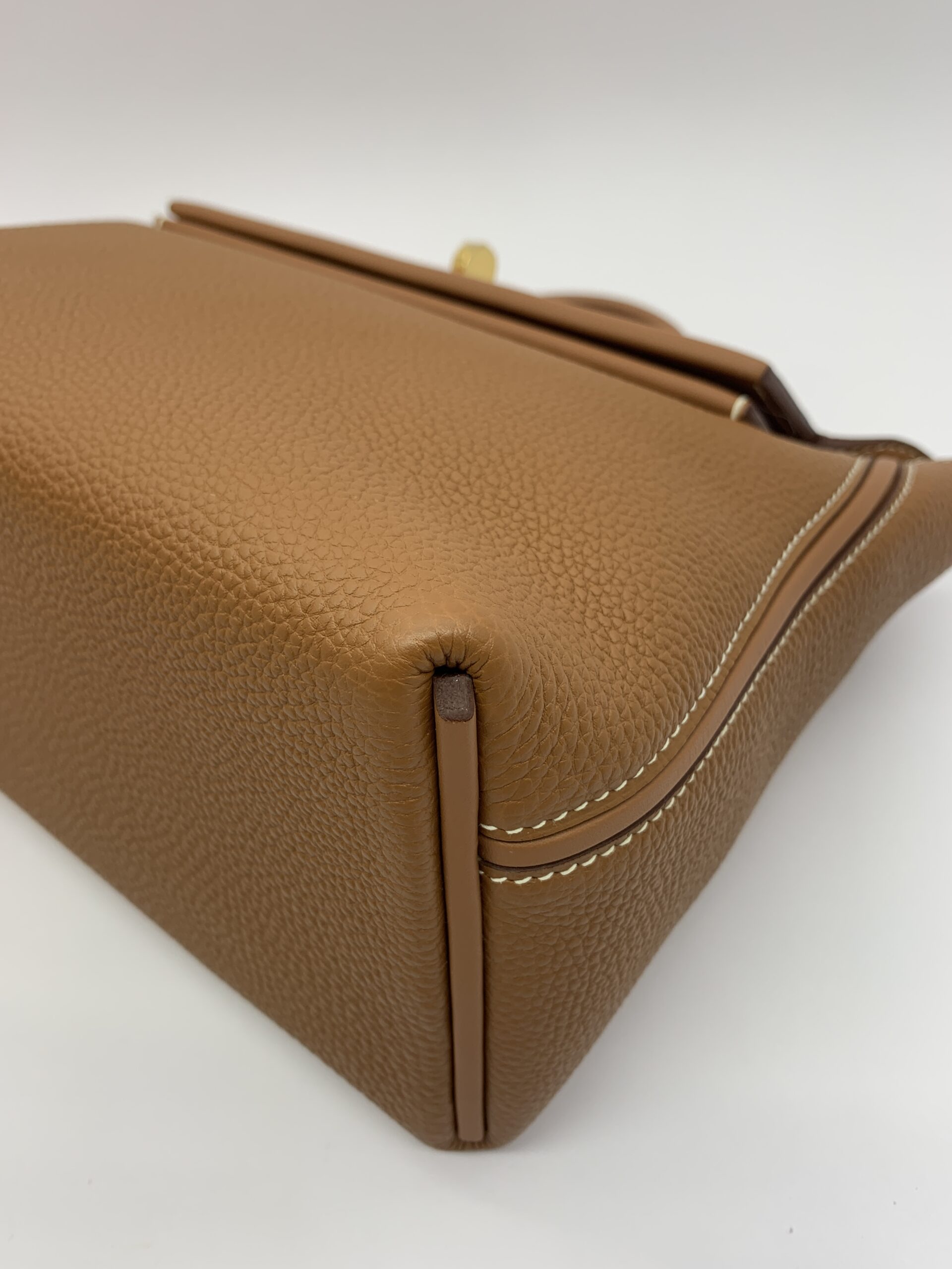 2424 Togo Swift Gold GHW