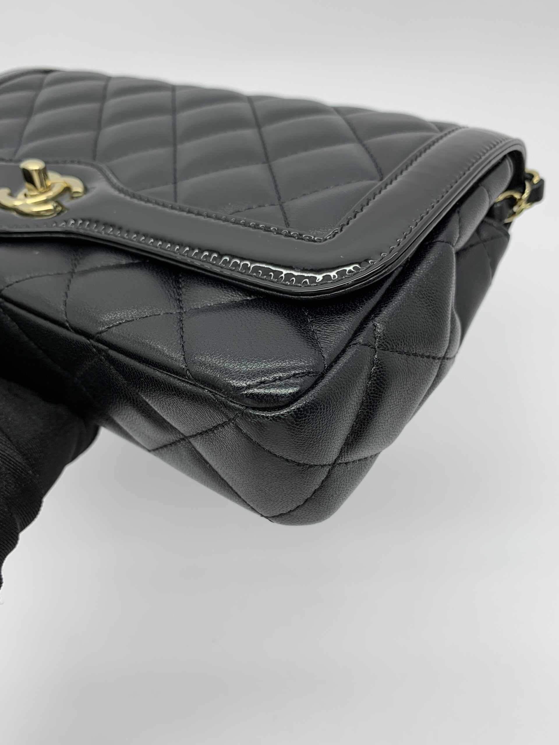 CC Flap Bag Black GHW