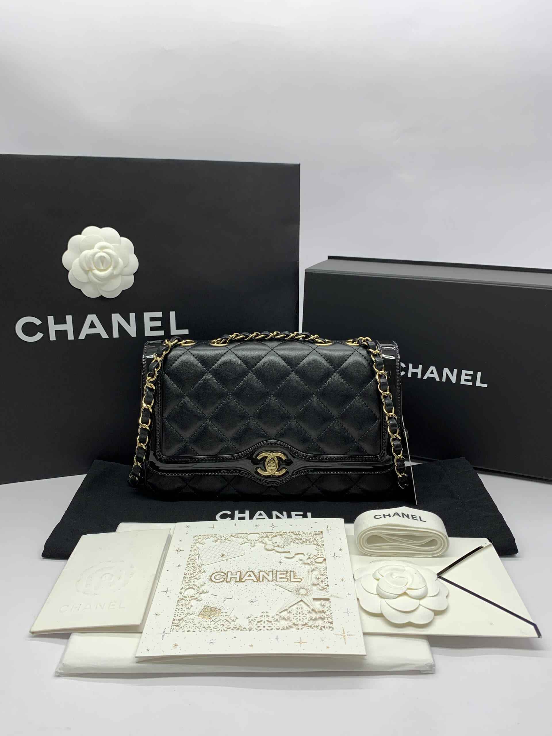 CC Flap Bag Black GHW