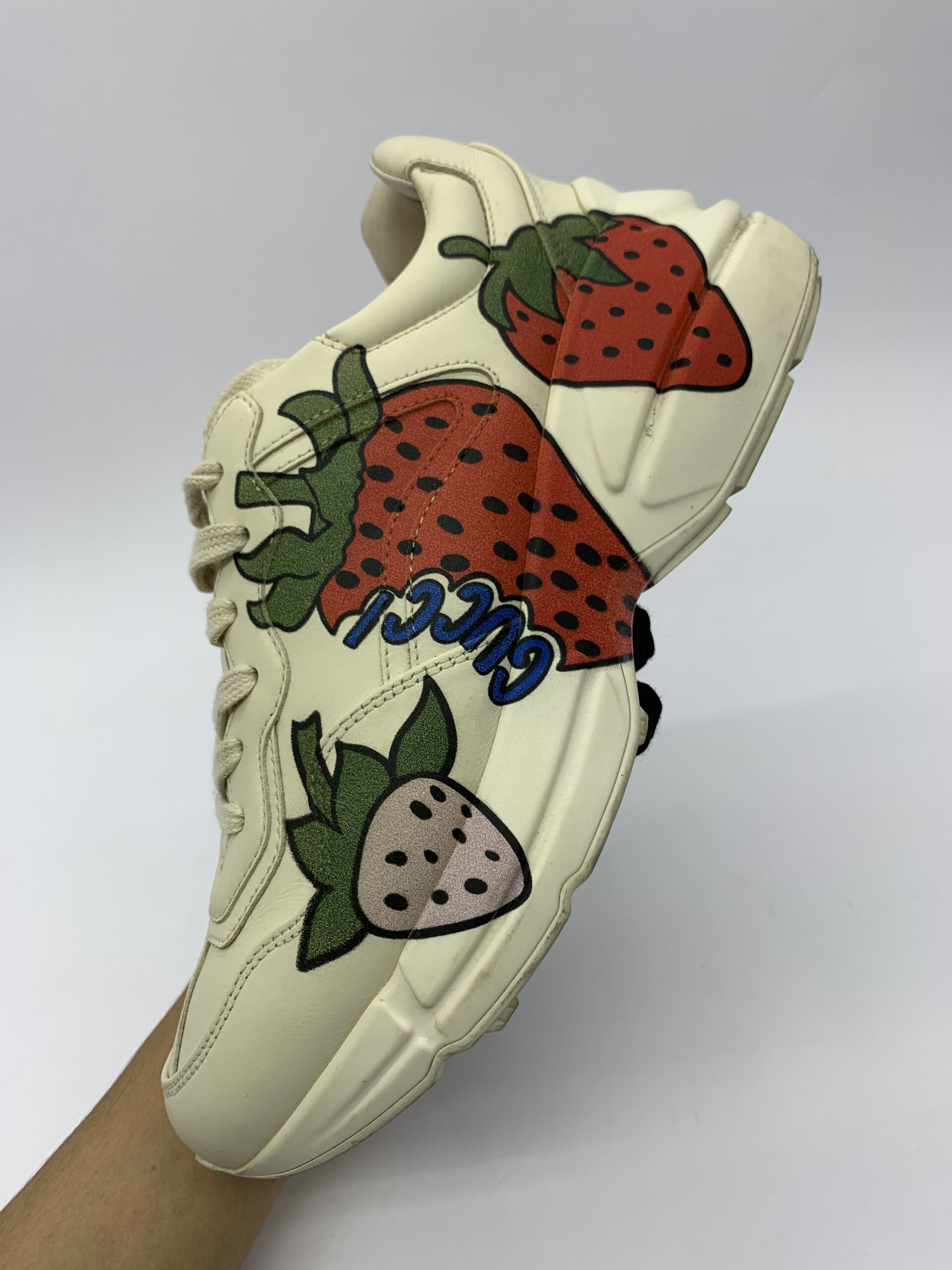 Rhyton Sneakers Ivory Strawberry
