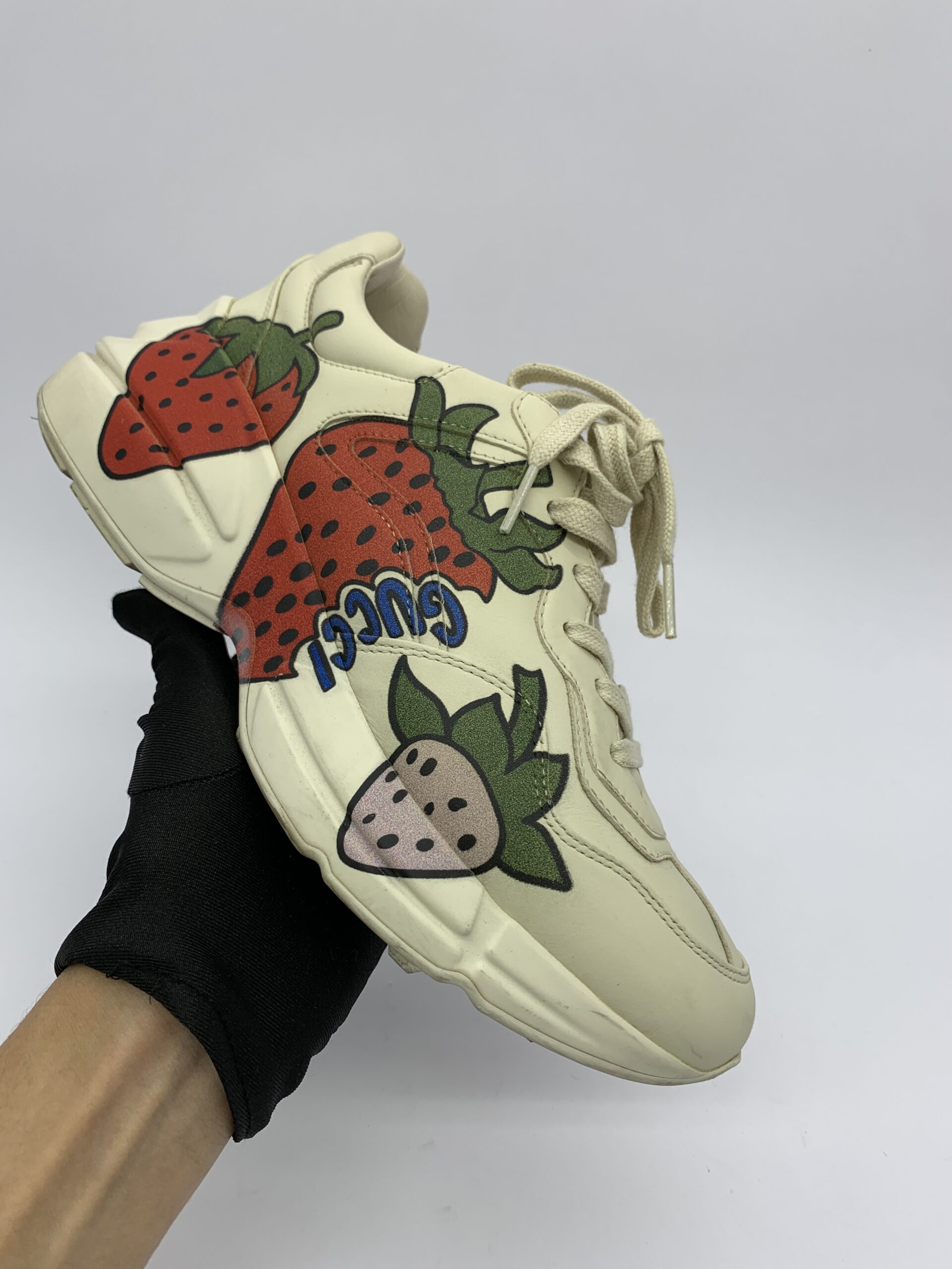 Rhyton Sneakers Ivory Strawberry
