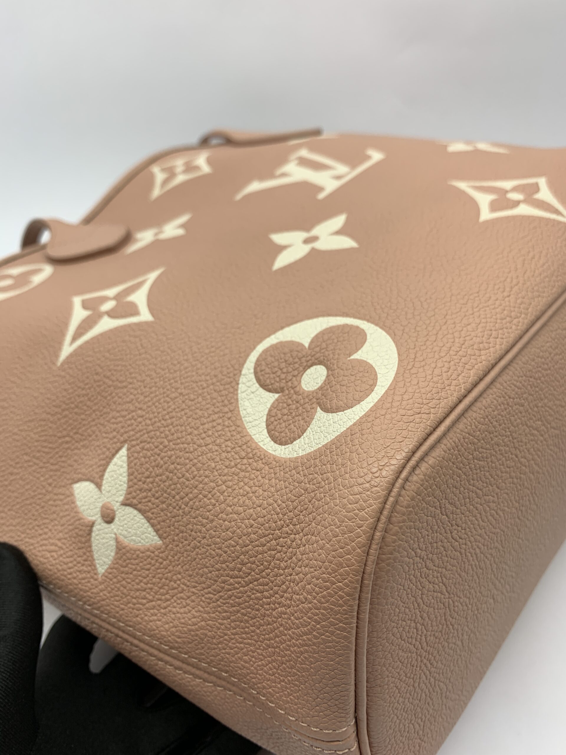 Neverfull MM Monogram Empreinte Rose Trianon Ghw