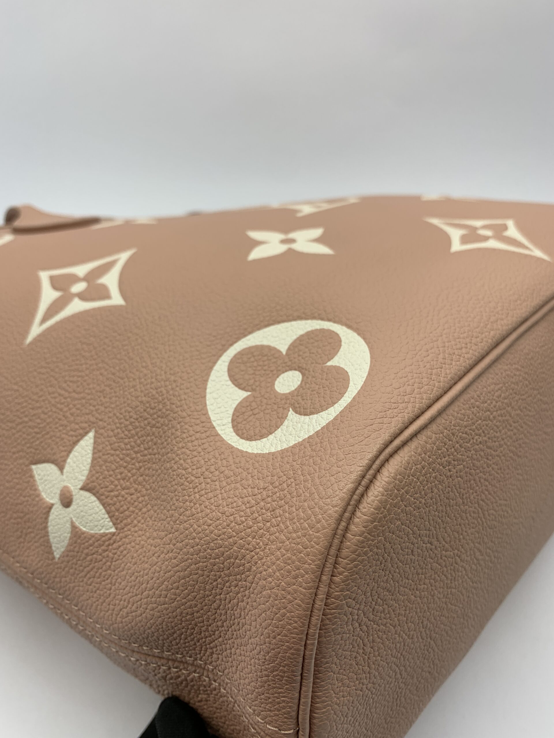 Neverfull MM Monogram Empreinte Rose Trianon Ghw