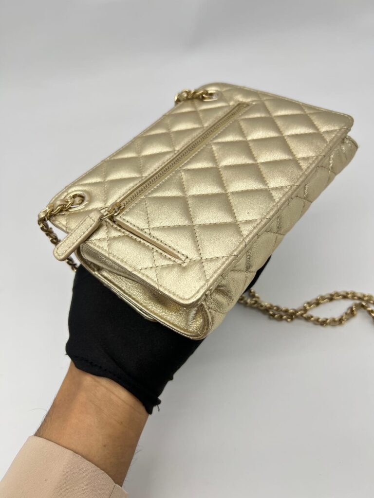 Clutch With Chain Metallic Calfskin Gold Metal GHW