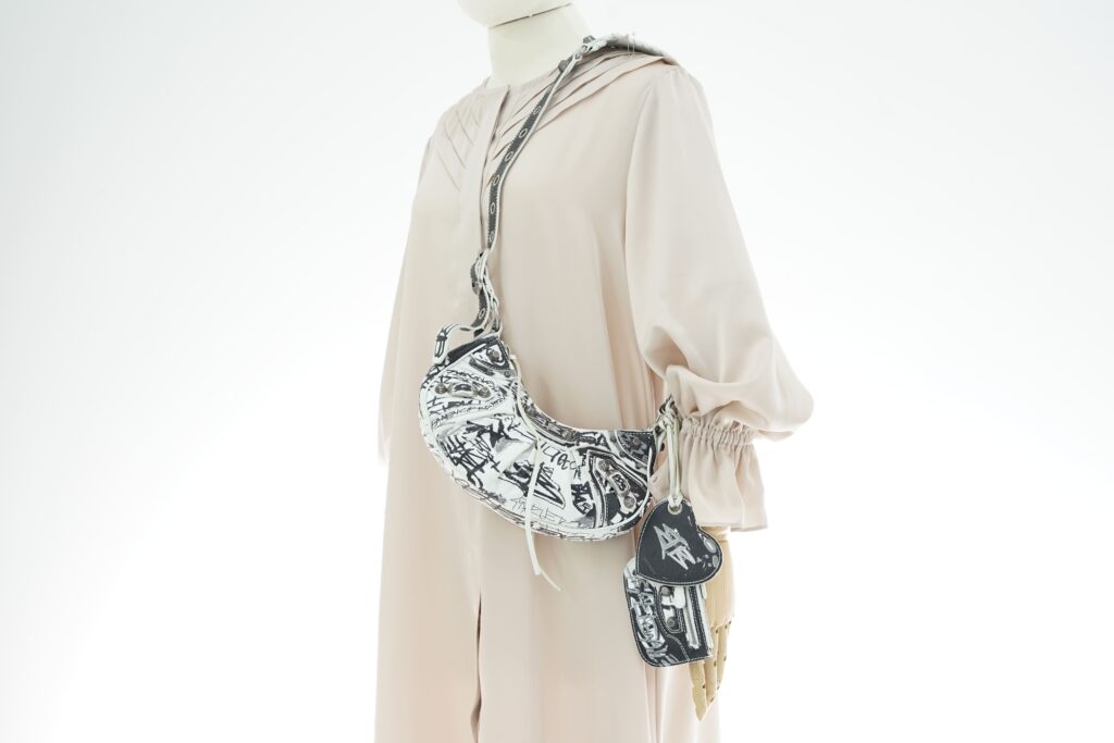 Le Cagole XS Agneau Black White Graffiti SHW