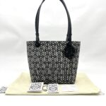 Square Tote Bag Anagram Navy Black