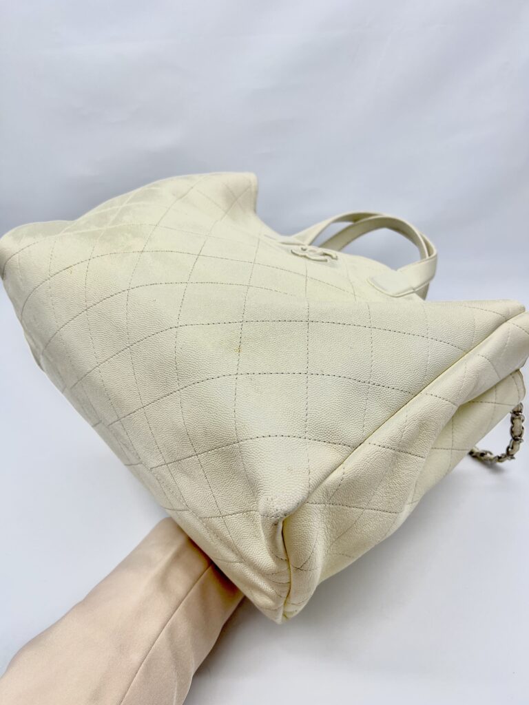 Large Shopping Tote Caviar White SHW