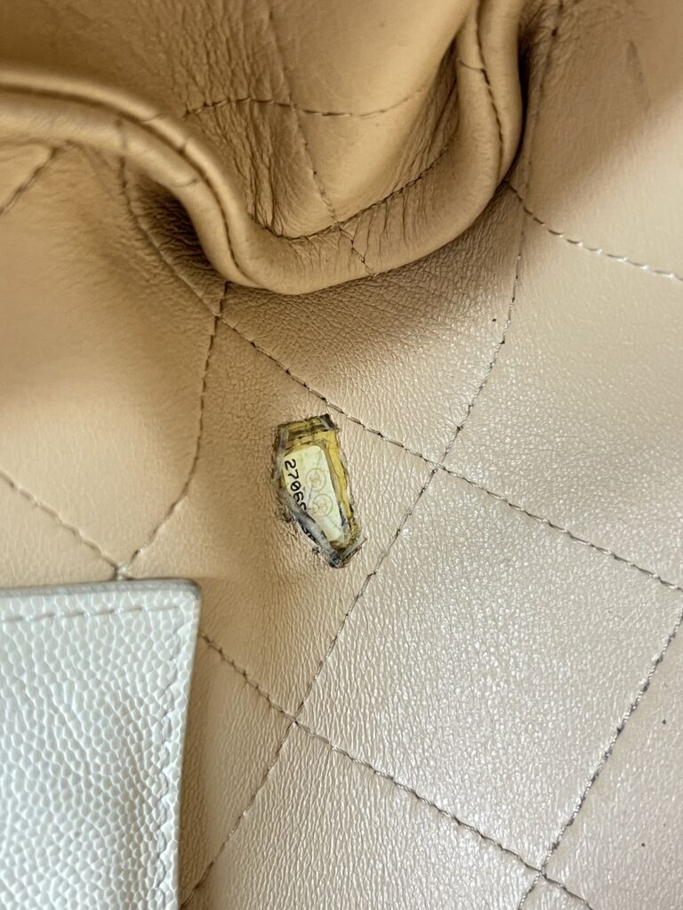 Large Shopping Tote Caviar White SHW