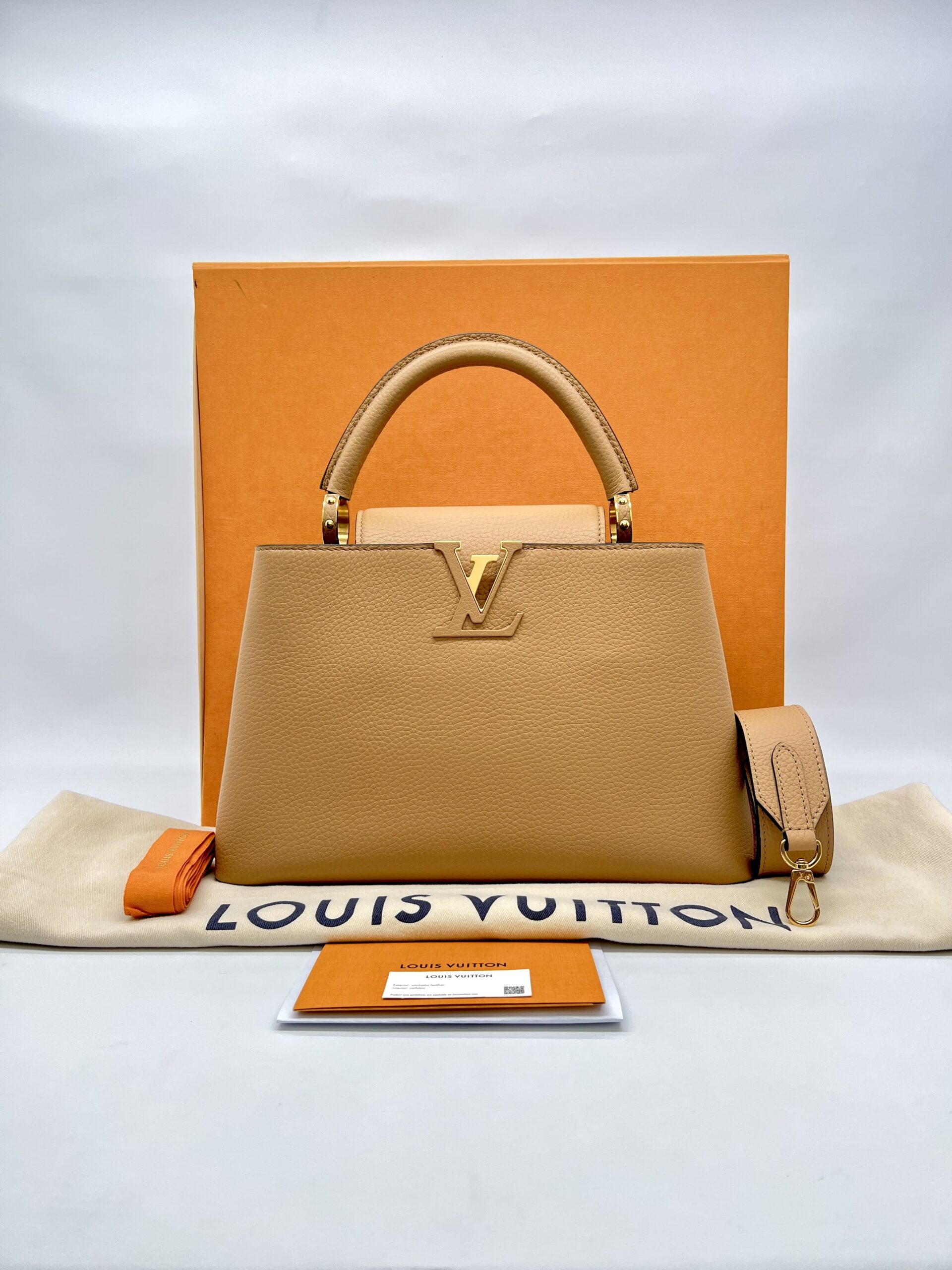 Capucines MM Taurillon Arizona GHW