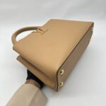 Capucines MM Taurillon Arizona GHW