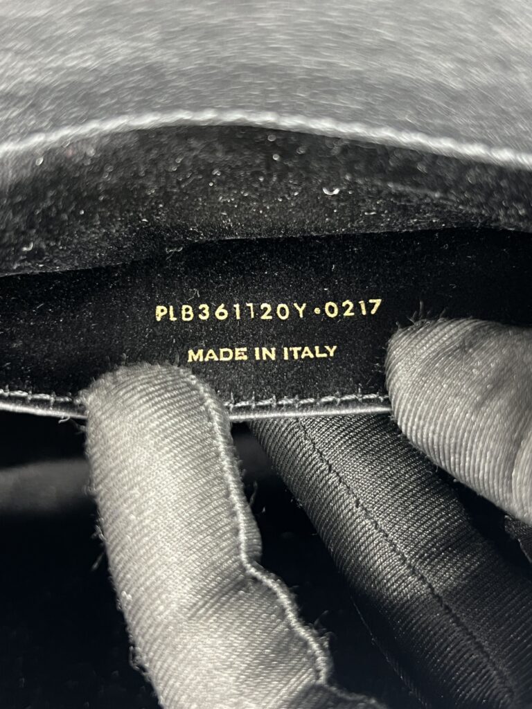 Belle De Jour Clutch Veau Black