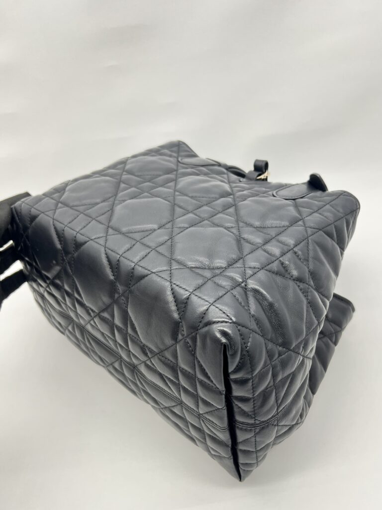 Toujours Medium Lambskin Black GHW