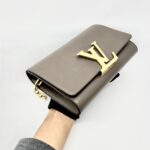 Chain Pochette Louise Taupe GHW