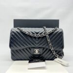 Jumbo Classic D Flap Black Chevron Caviar SHW