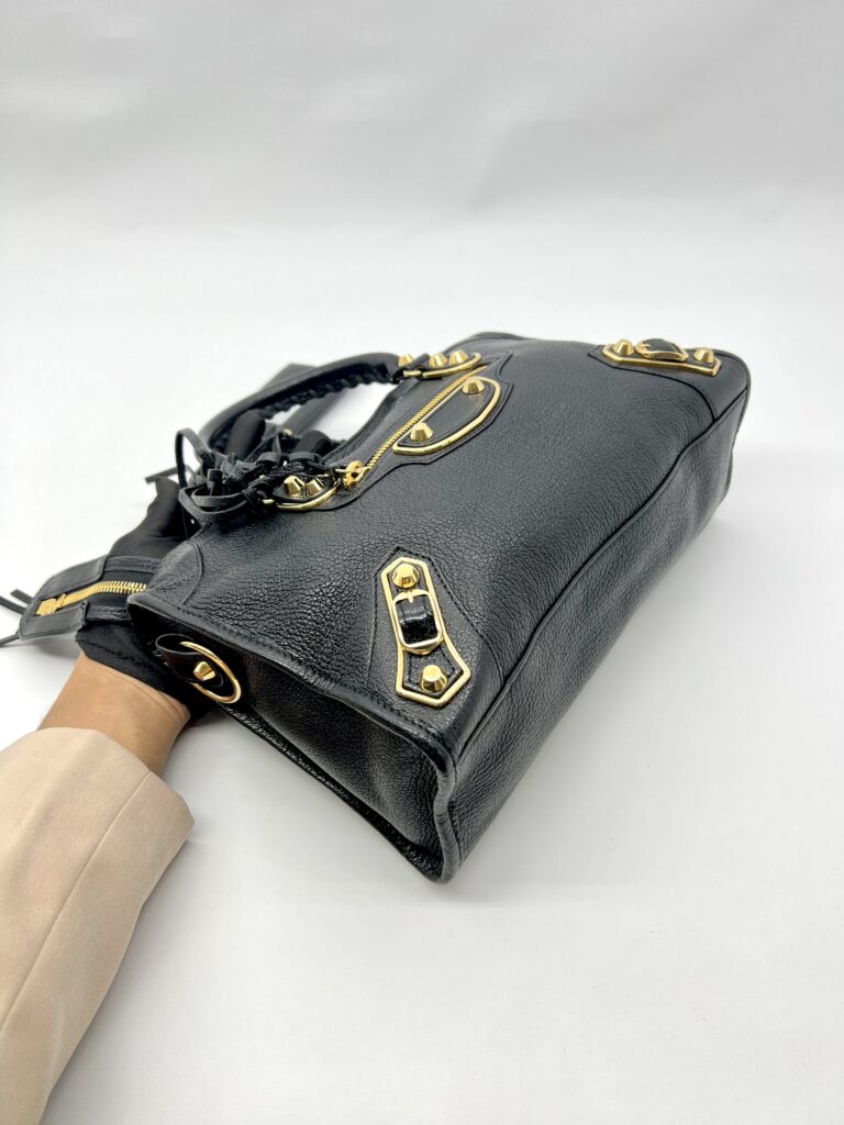 Small City Edge Chevre Black GHW