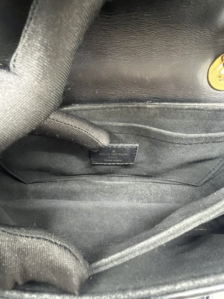 New Wave Chain Bag Navy GHW