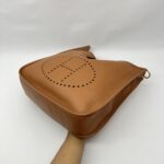 Evelyne 29 Epsom Gold GHW