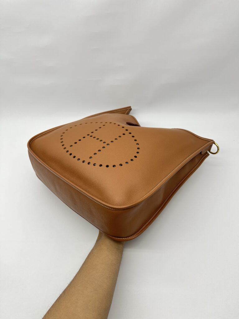 Evelyne 29 Epsom Gold GHW