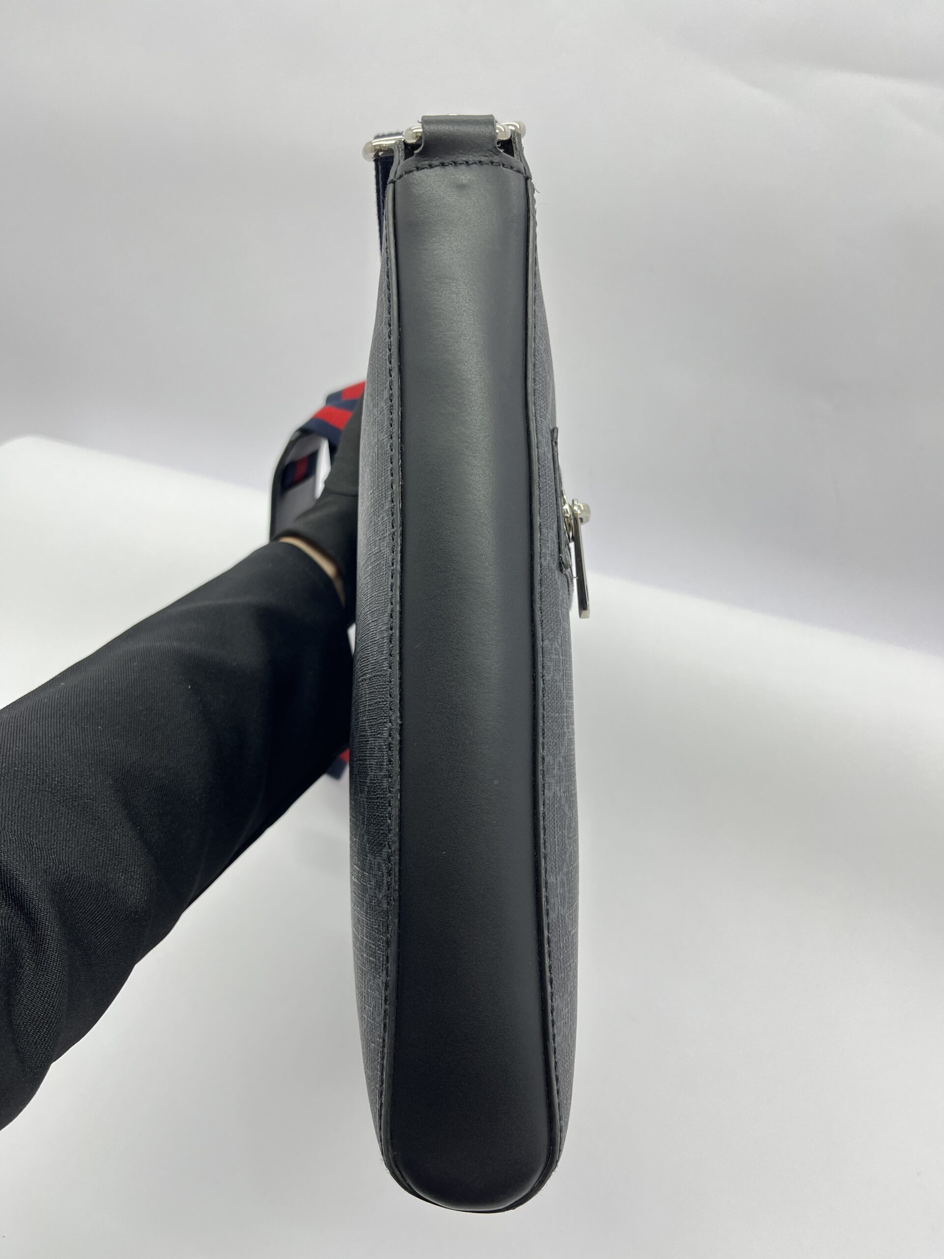 Courrier Messenger Zip GG Supreme Black