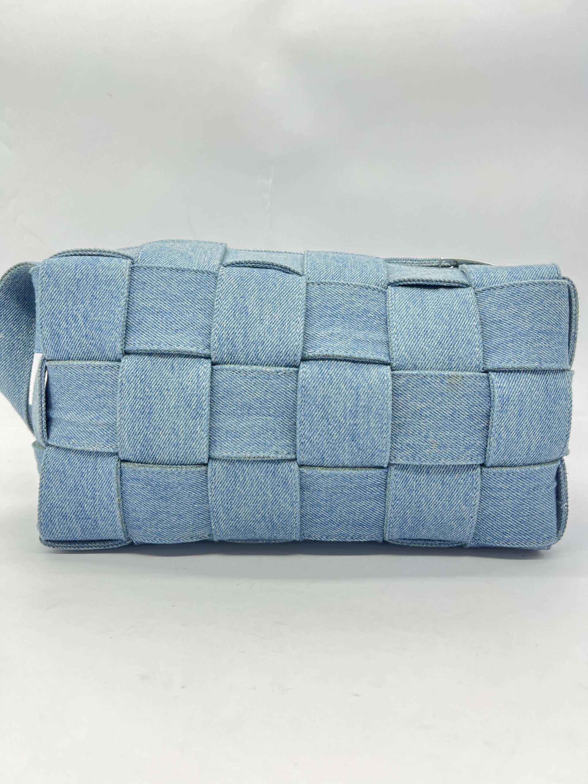 Brick Cassette Intrecciato Washed Denim SHW