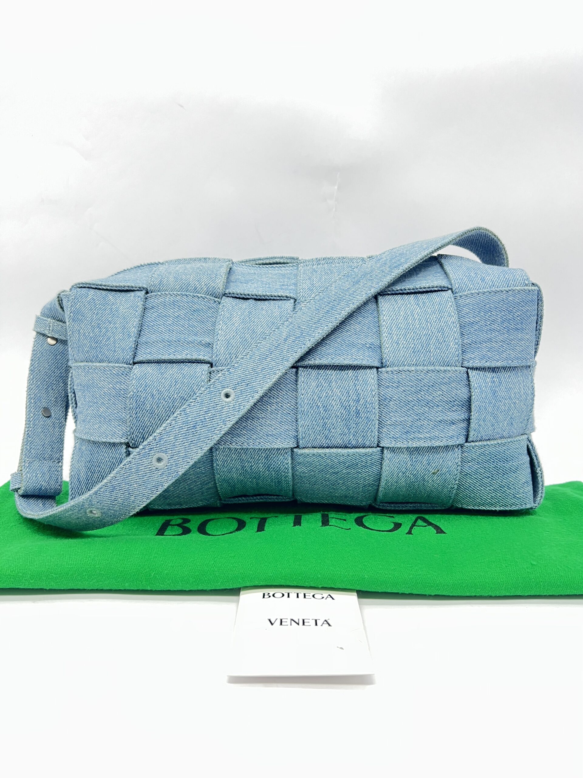 Brick Cassette Intrecciato Washed Denim SHW