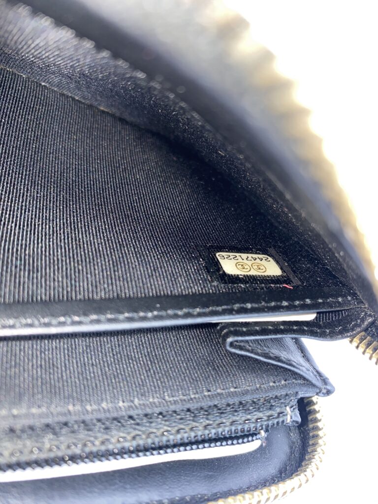 Fullzip Wallet Embossed Black GHW