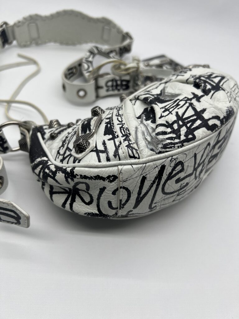 Le Cagole XS Agneau Black White Graffiti SHW