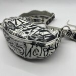 Le Cagole XS Agneau Black White Graffiti SHW