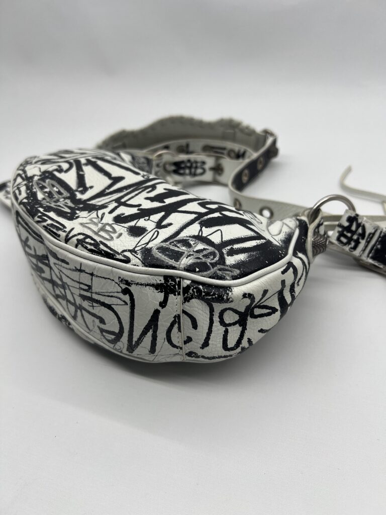 Le Cagole XS Agneau Black White Graffiti SHW