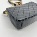Flap Bag Black caviar GHW