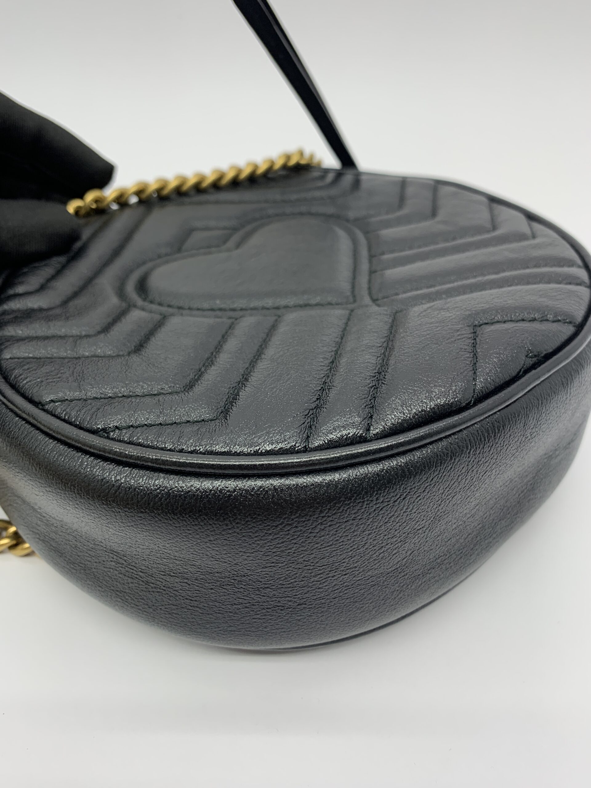 Marmont Round Black GHW