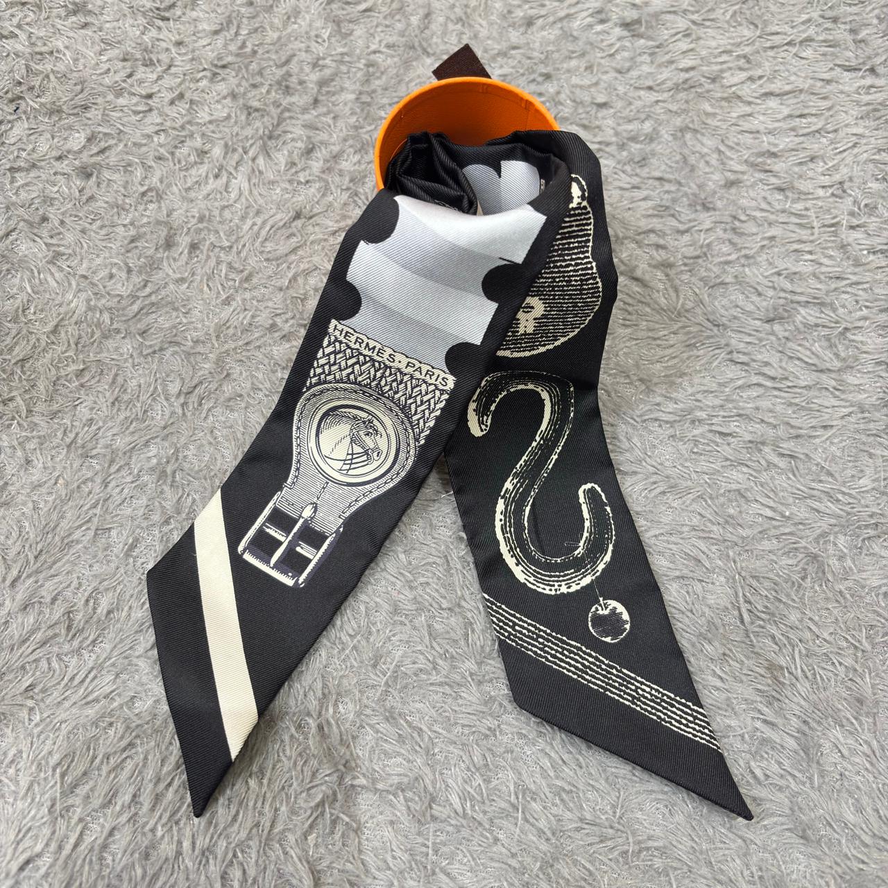 Twilly Inventaire Poetique Noir Gris Creme