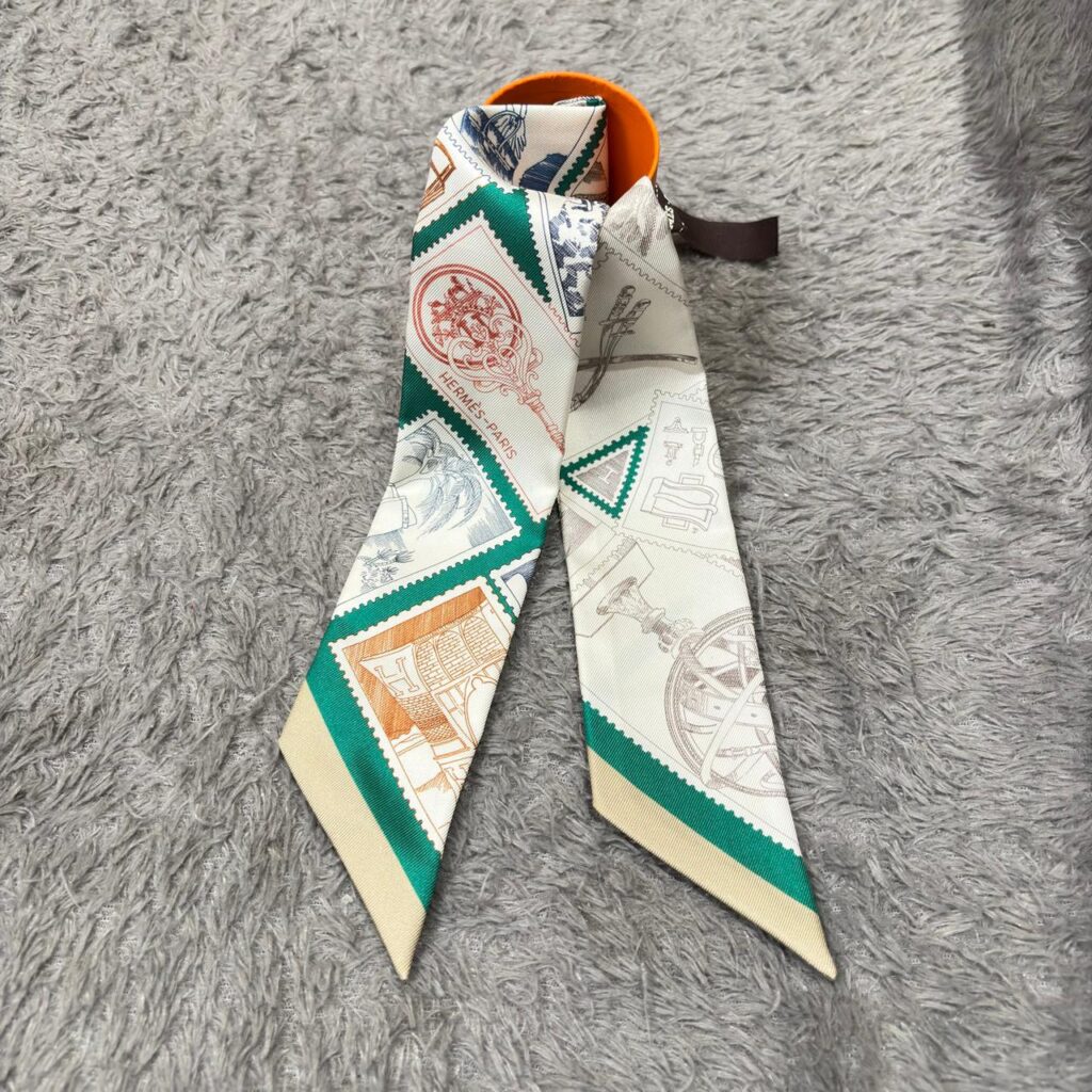 Twilly Le Philateliste Vert Noisette Bleu