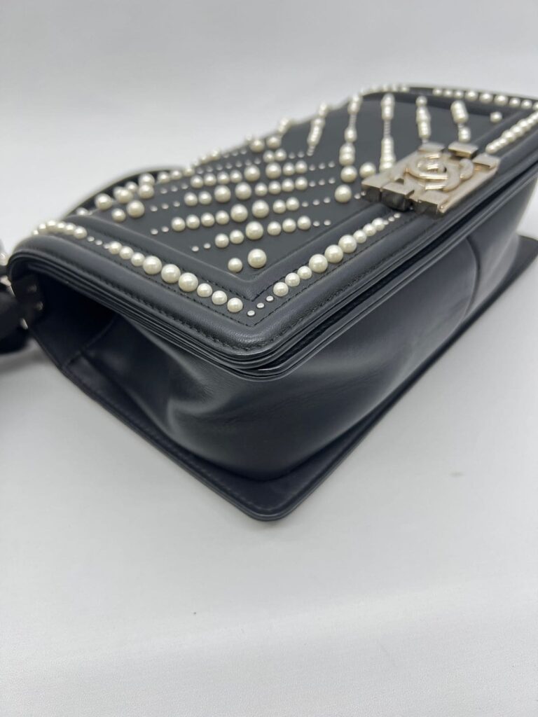 Boy 25 Lambskin Pearl Black SHW