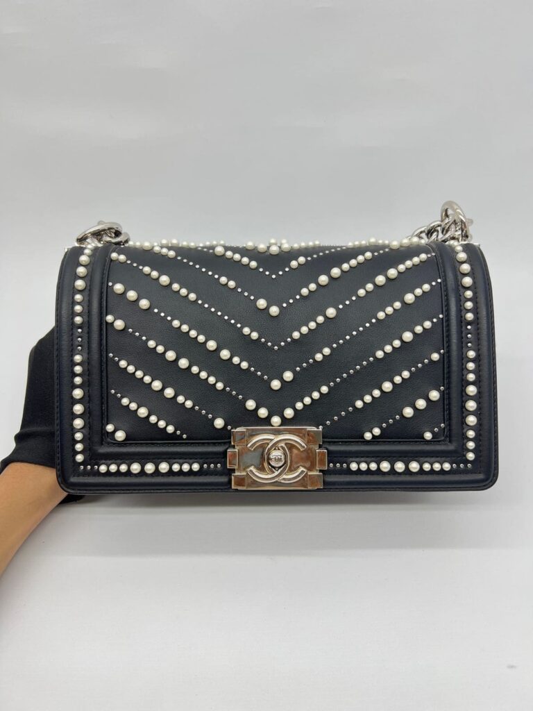 Boy 25 Lambskin Pearl Black SHW