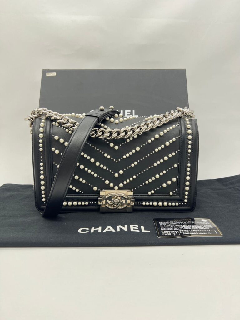 Boy 25 Lambskin Pearl Black SHW