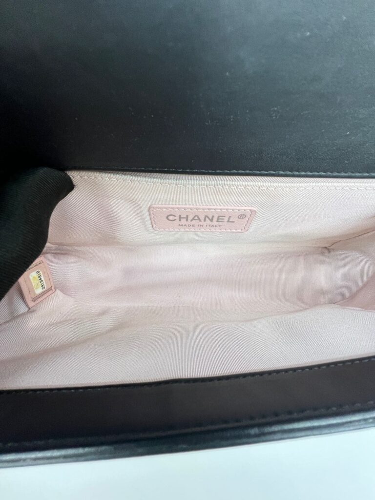 Boy 25 Lambskin Pearl Black SHW