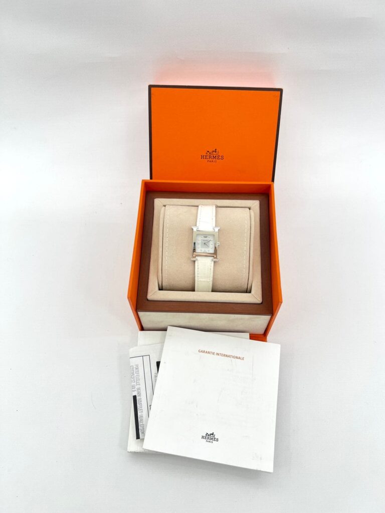 H Hour Small Diamond Alligator Matte Chantily