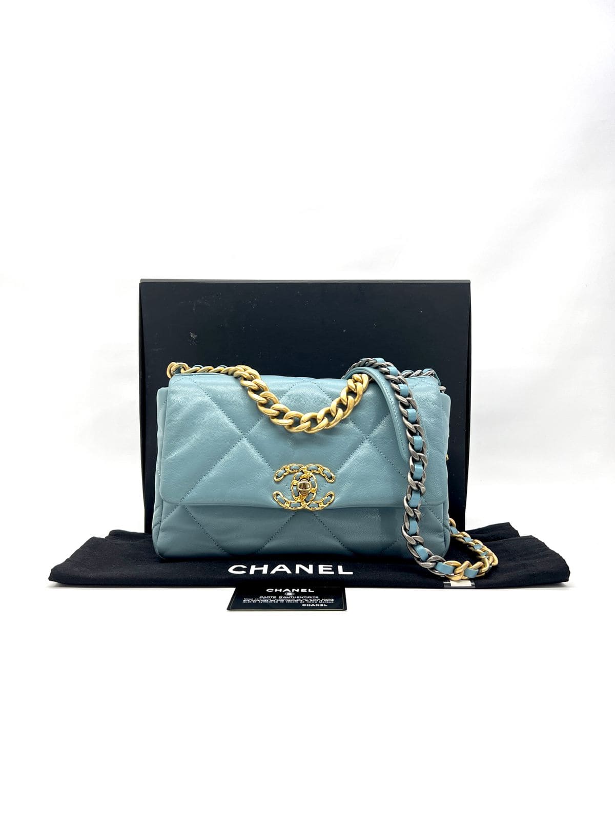 C19 Small Lambkin Blue