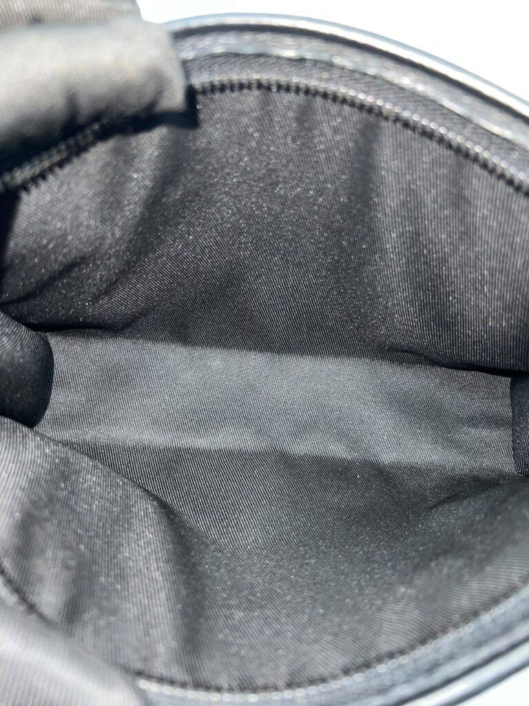 Gaston Wearable Wallet Monogram Shadow Noir