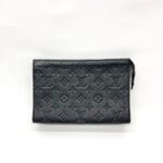 Gaston Wearable Wallet Monogram Shadow Noir