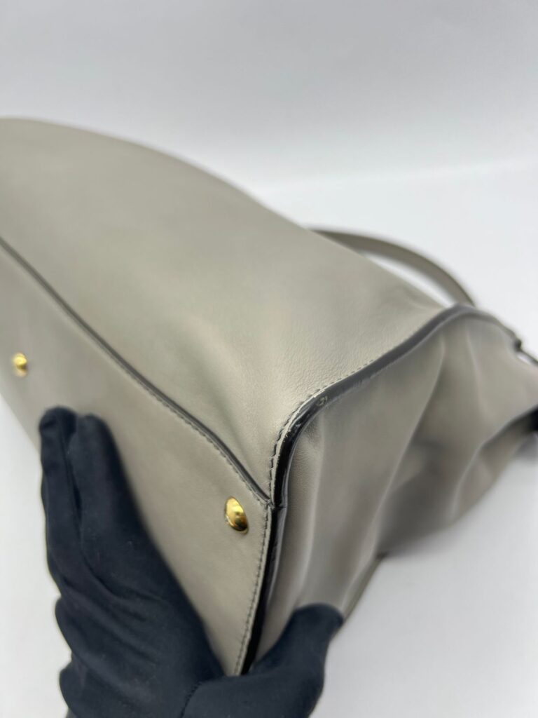 Peekaboo Large Leather Grey