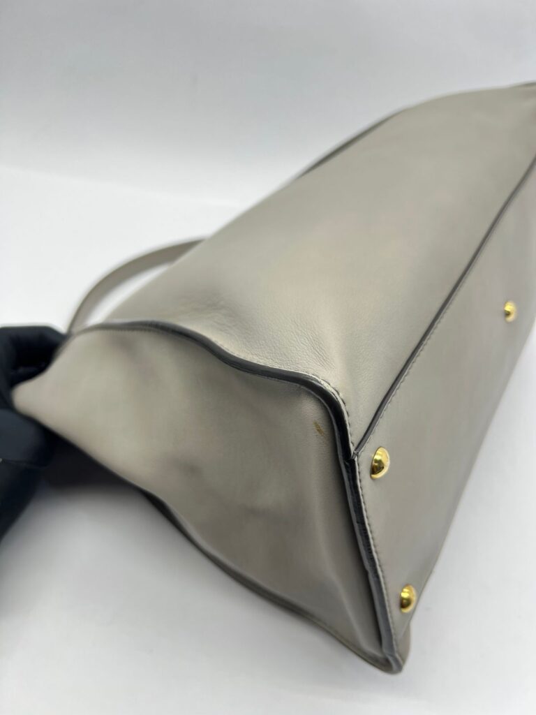 Peekaboo Large Leather Grey