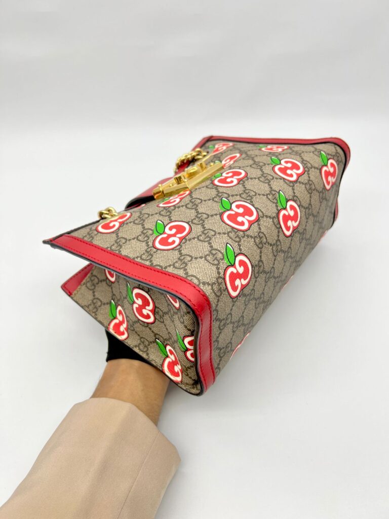 Padlock Shoulder Chain GG Supreme Red GHW