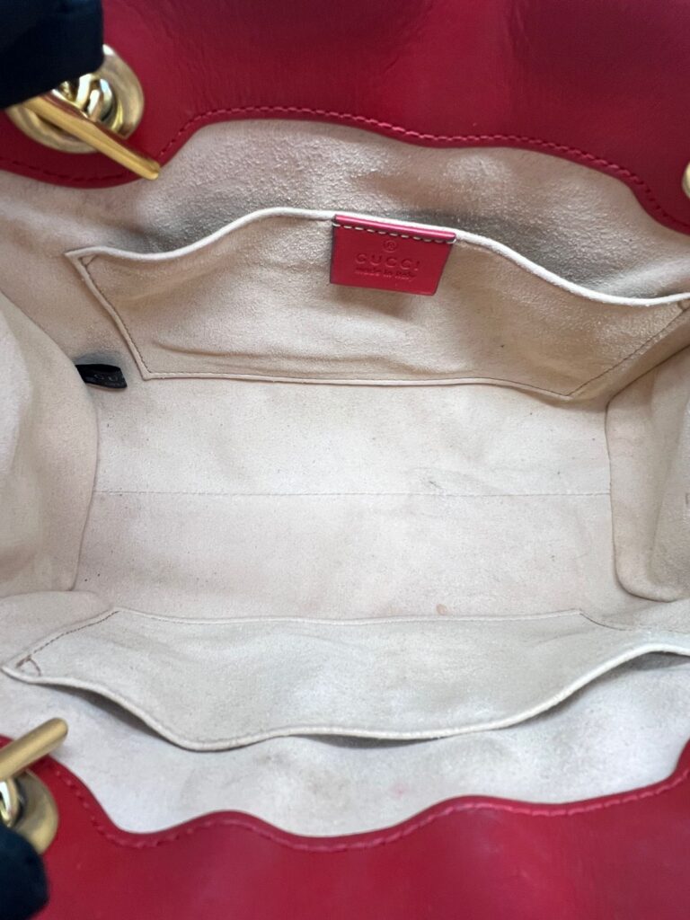 Padlock Shoulder Chain GG Supreme Red GHW