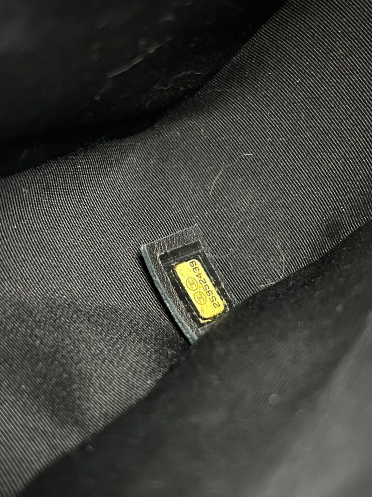 Boy 28 Caviar Black RHW