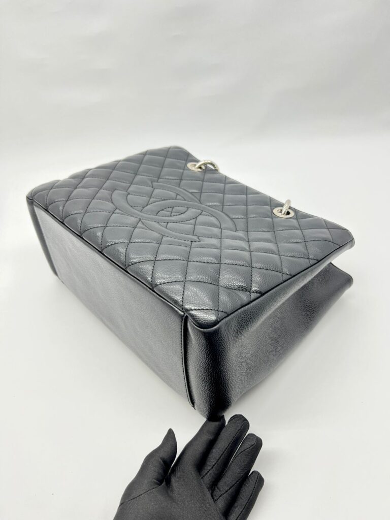 GST Black Caviar SHW