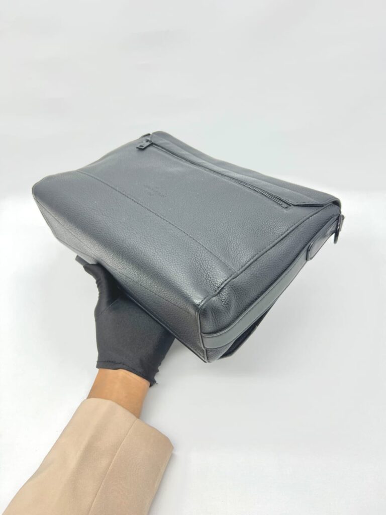 New Messenger Aerogram Black